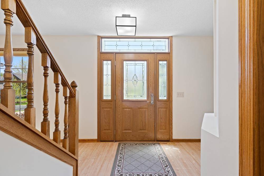 Eagan, MN 55123,3662 Wescott Hills DR