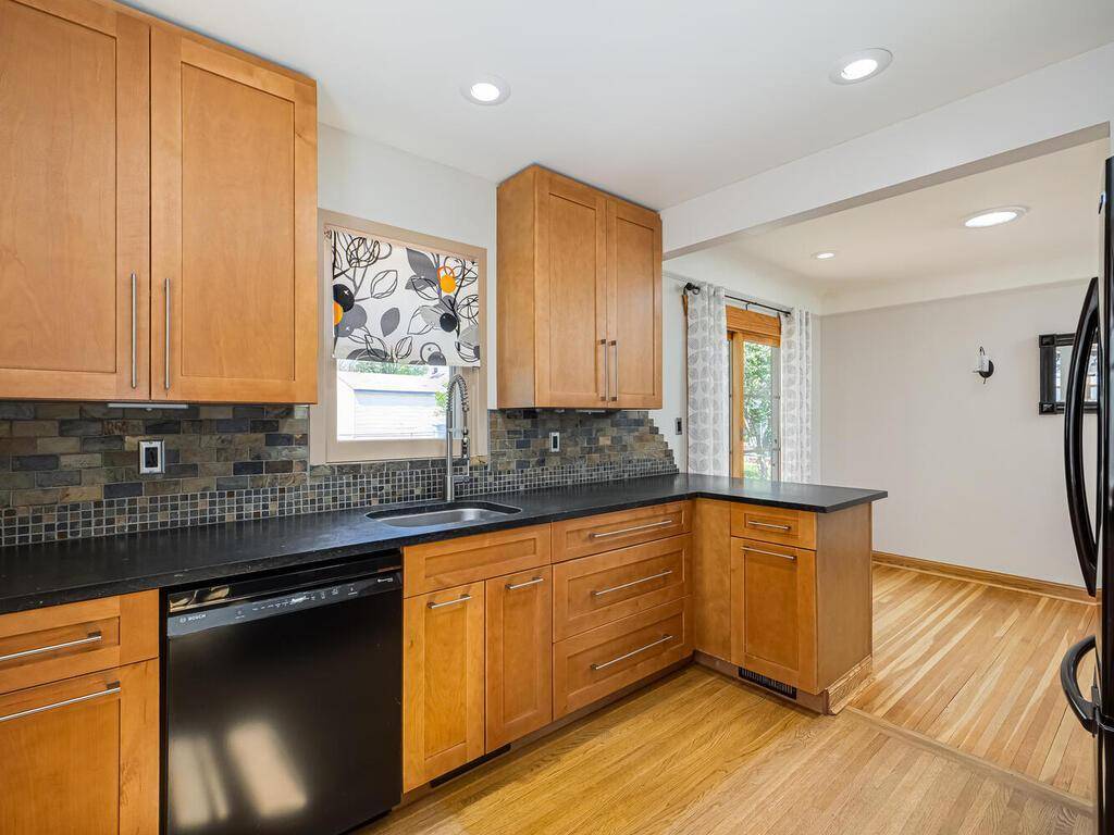 Minneapolis, MN 55417,5624 40th AVE S