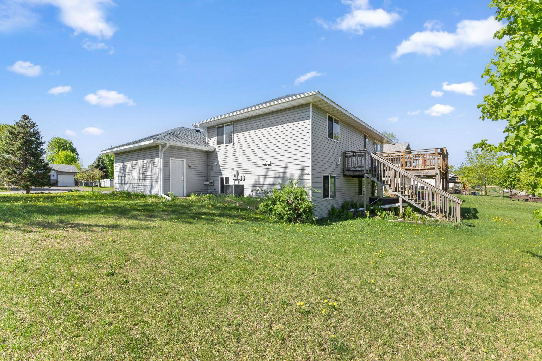 North Branch, MN 55056,7724 385th ST