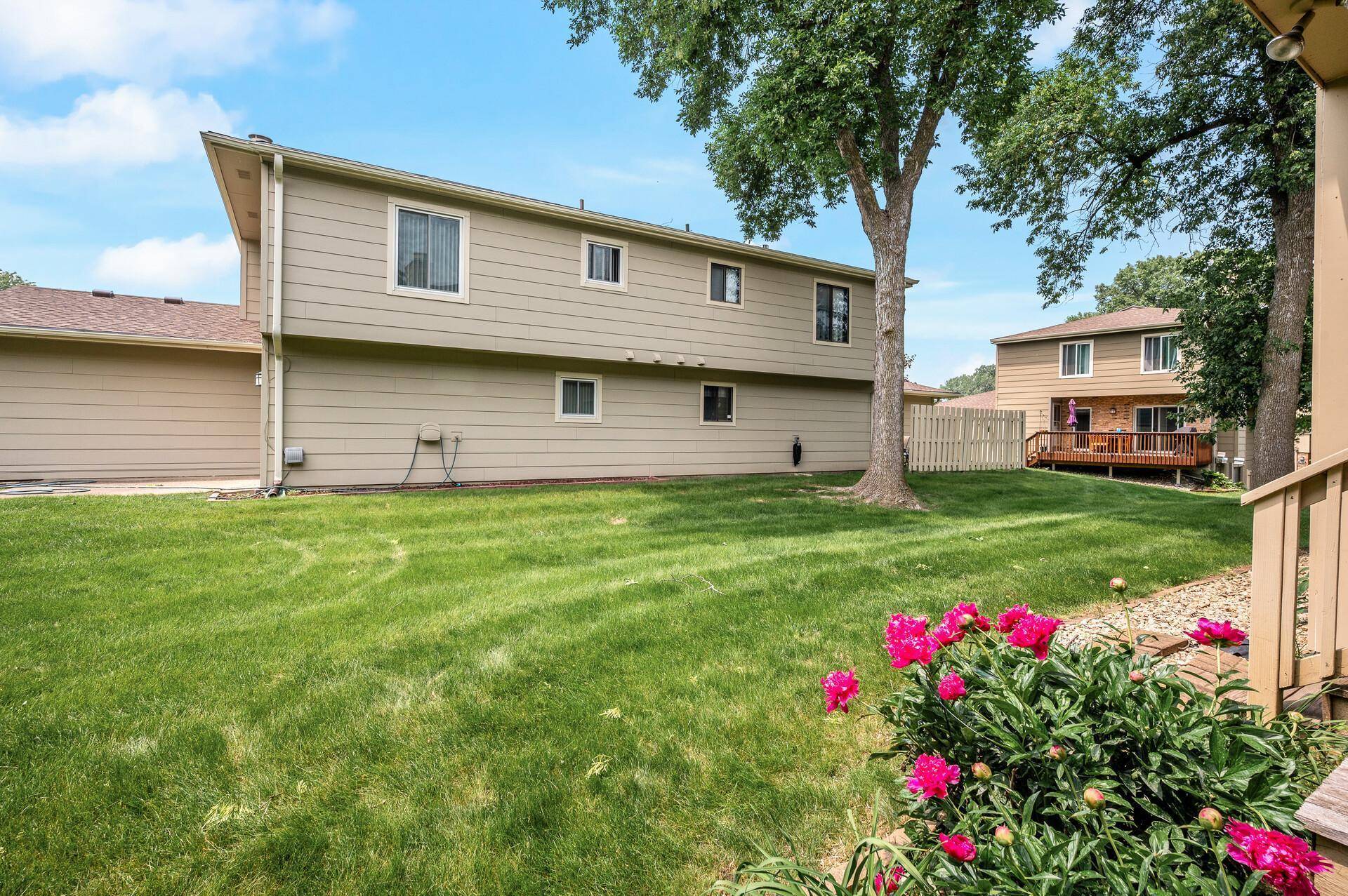 Golden Valley, MN 55427,2113 Marquis RD