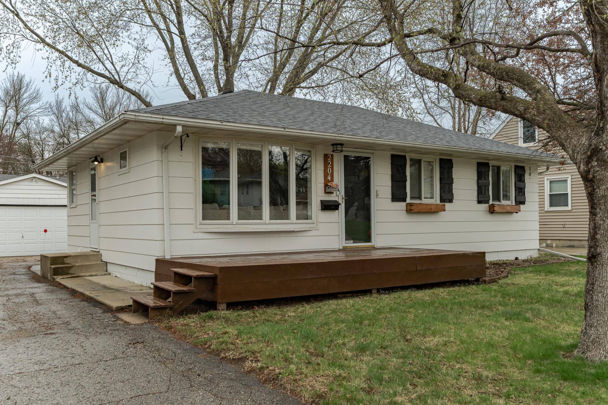 Rochester, MN 55901,2204 18th ST NW