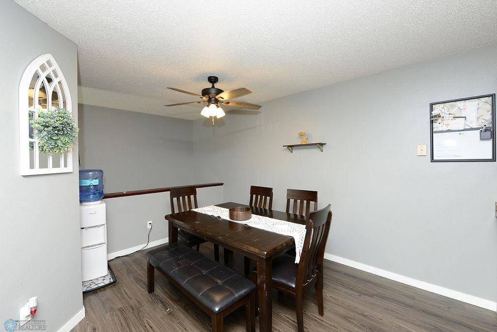 Fargo, ND 58103,1509 28th AVE S