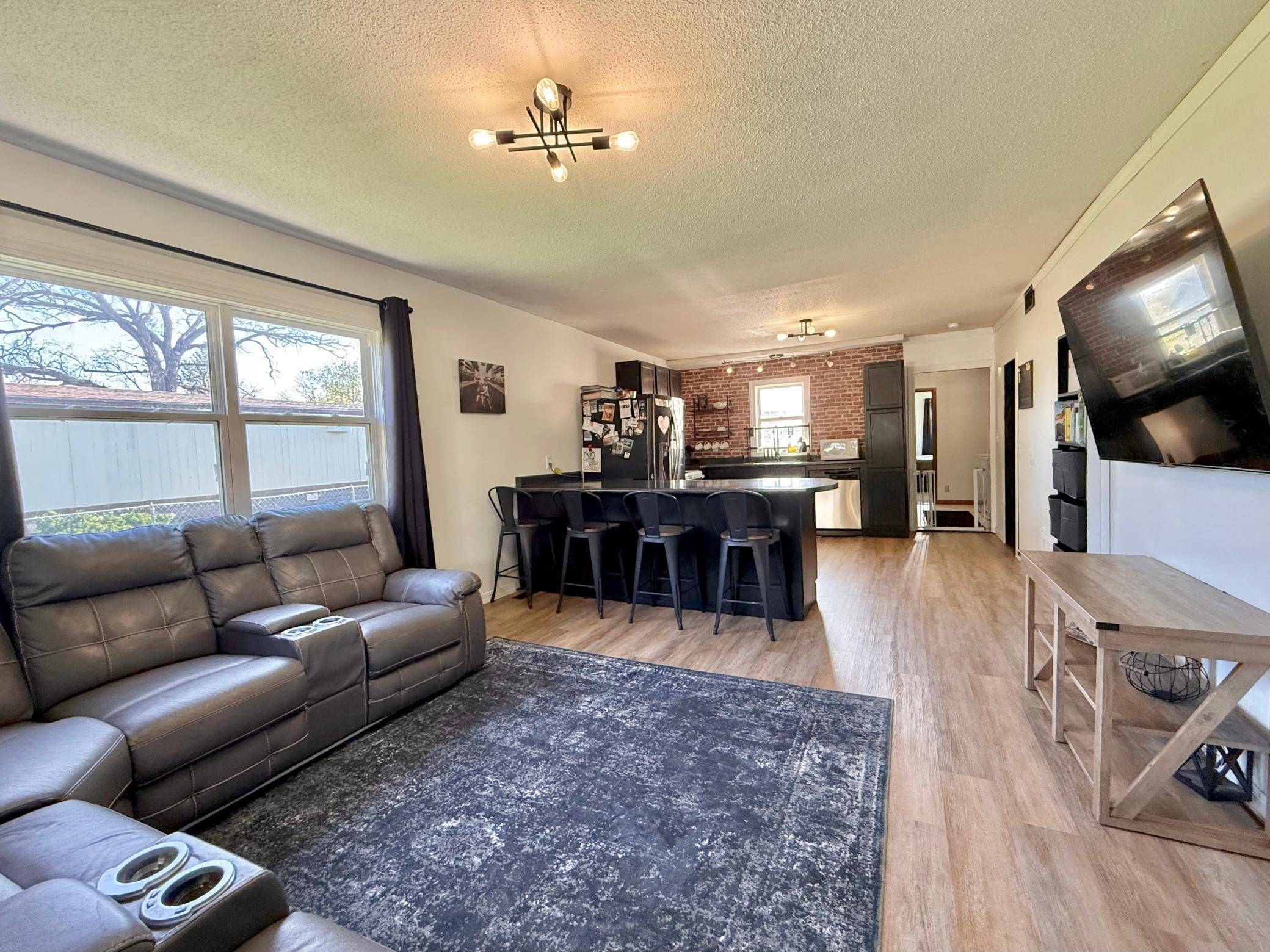 Saint Hilaire, MN 56754,513 Water AVE N
