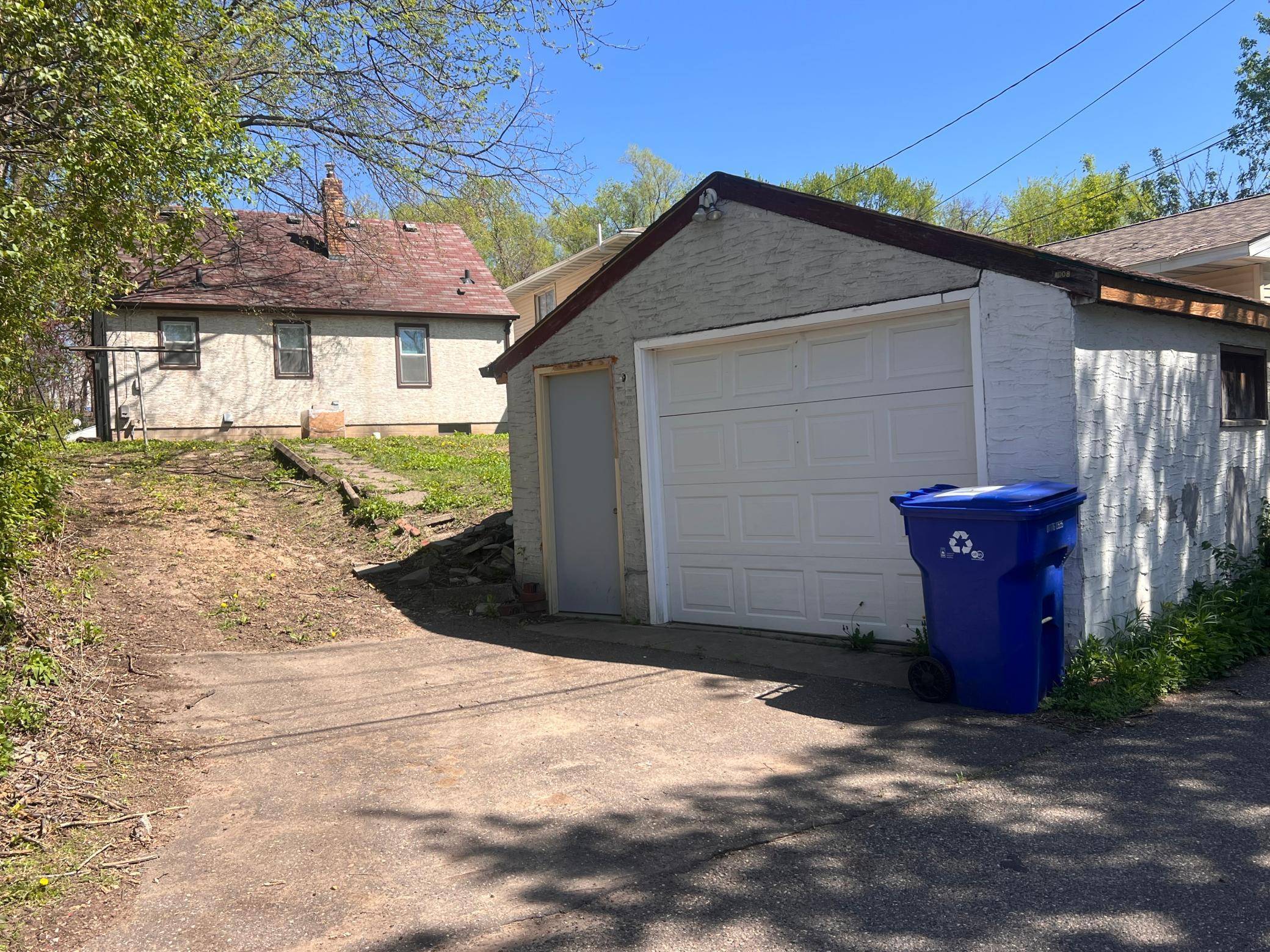 Saint Paul, MN 55106,1008 4th ST E
