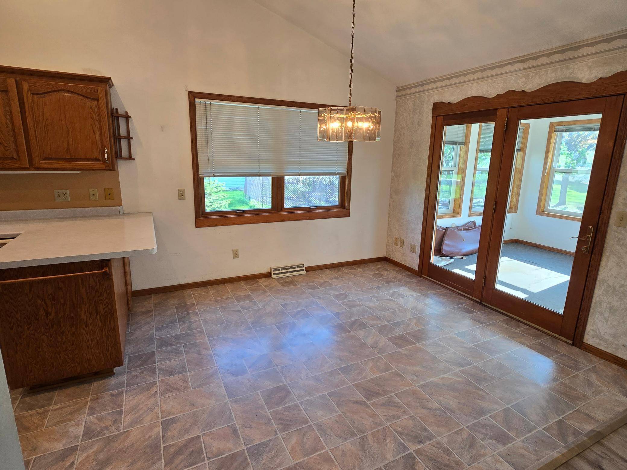Waite Park, MN 56387,735 10th AVE S