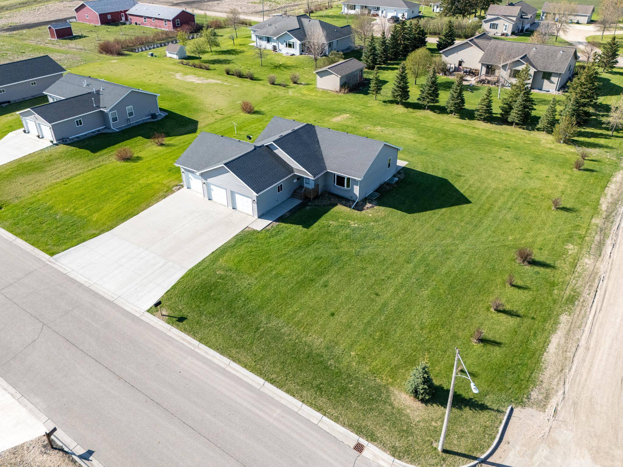 Crookston, MN 56716,606 5th AVE S
