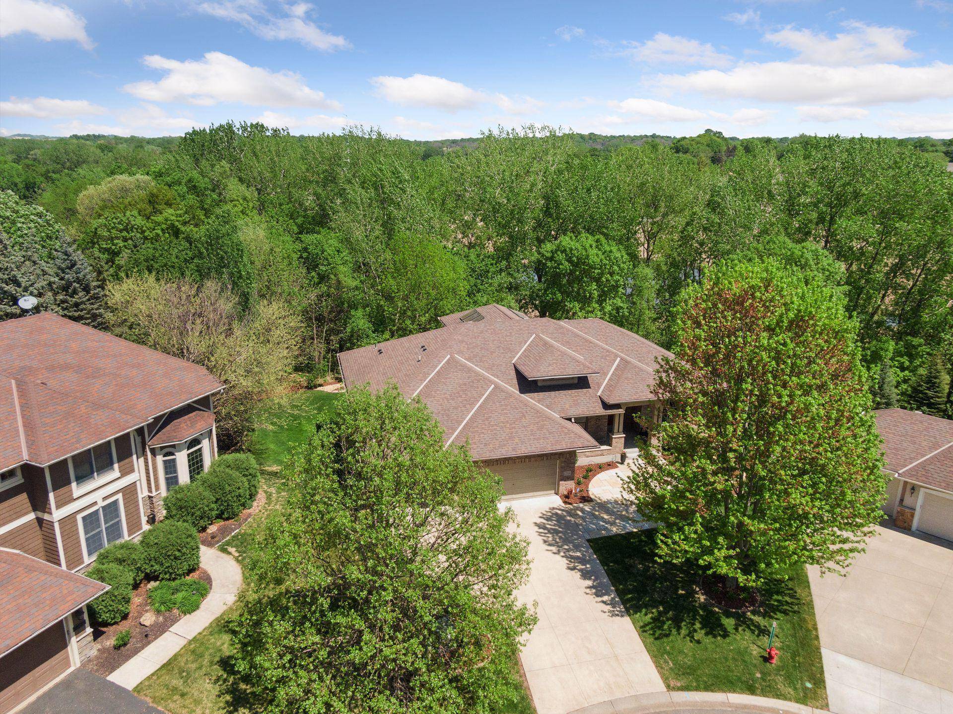 Eden Prairie, MN 55347,12334 Harvard AVE