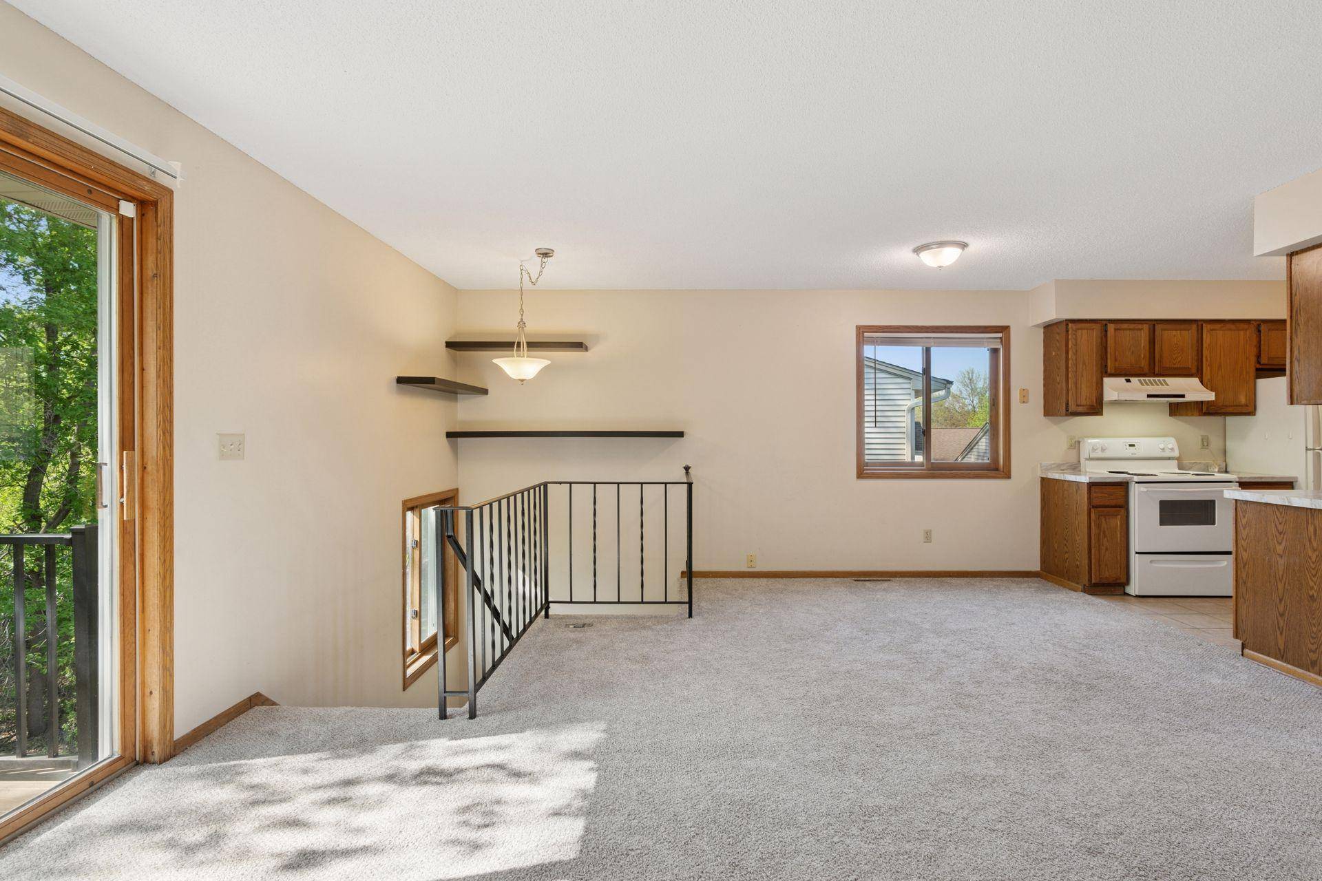 Coon Rapids, MN 55433,10634 Hummingbird ST NW