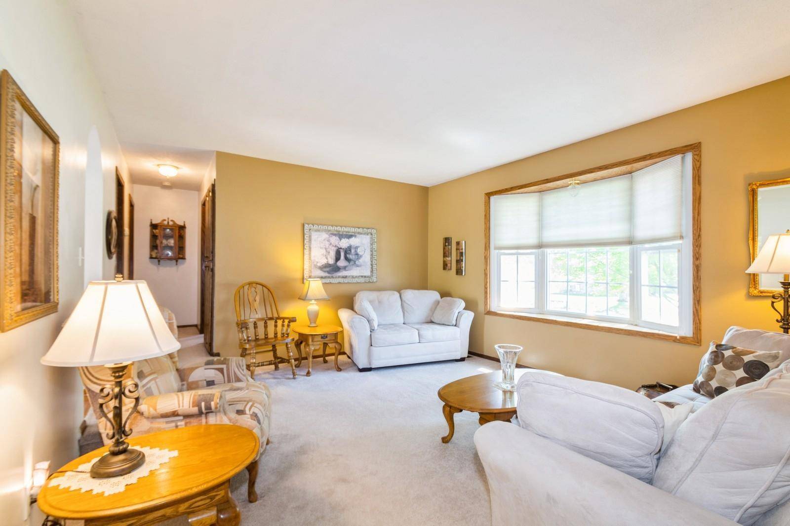 Brooklyn Park, MN 55445,7716 82nd AVE N