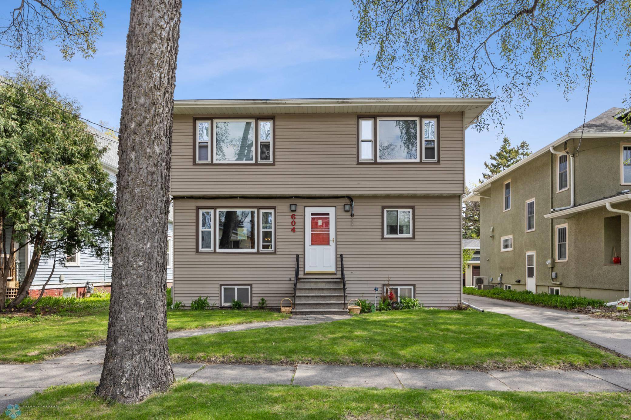 Fargo, ND 58103,604 9th ST S