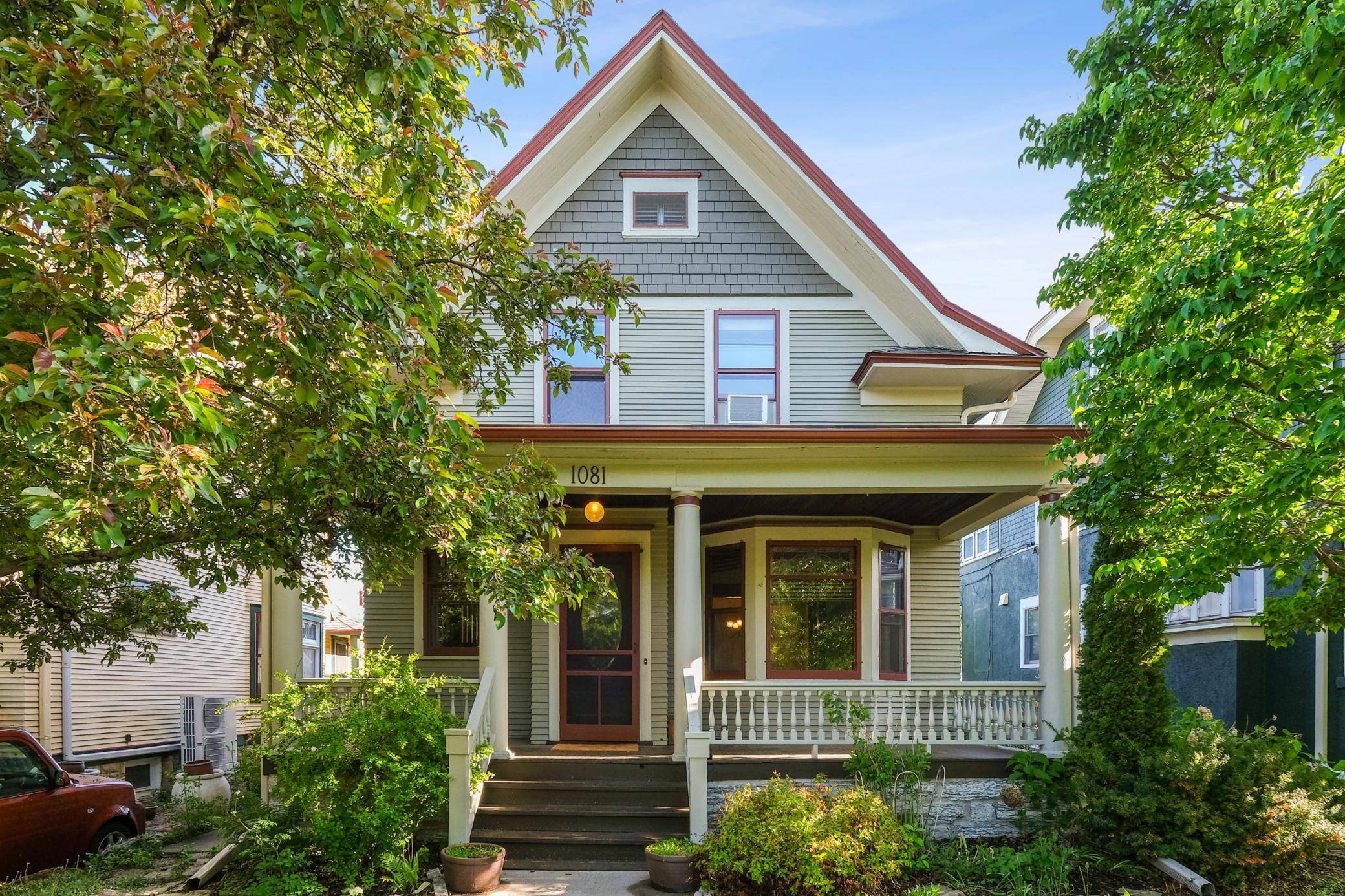 Saint Paul, MN 55105,1081 Lincoln AVE