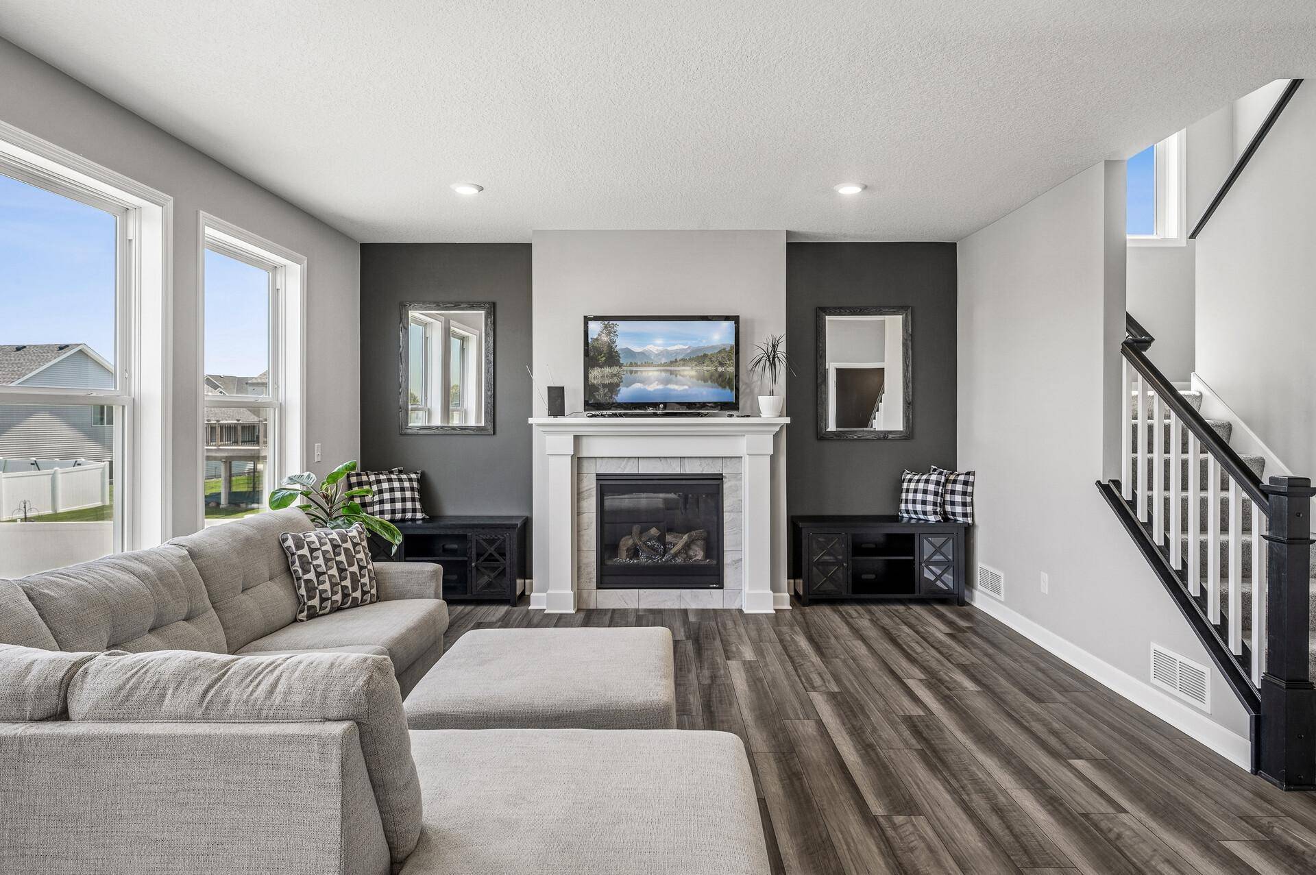 Delano, MN 55328,104 Hummingbird WAY