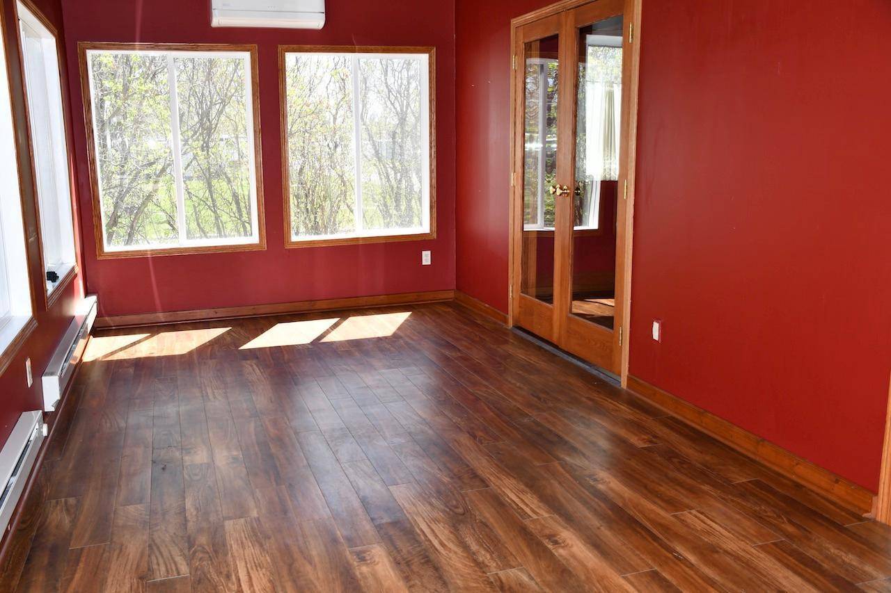 Thief River Falls, MN 56701,1005 Elizabeth AVE N