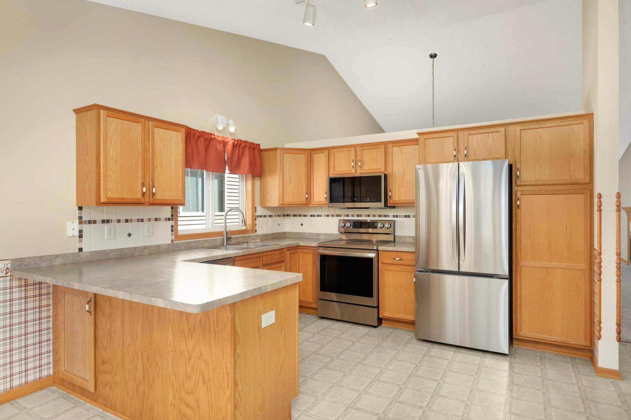 Coon Rapids, MN 55448,2210 125th LN NW