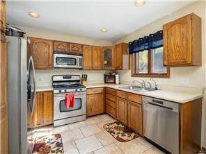 Mound, MN 55364,1555 Bluebird LN