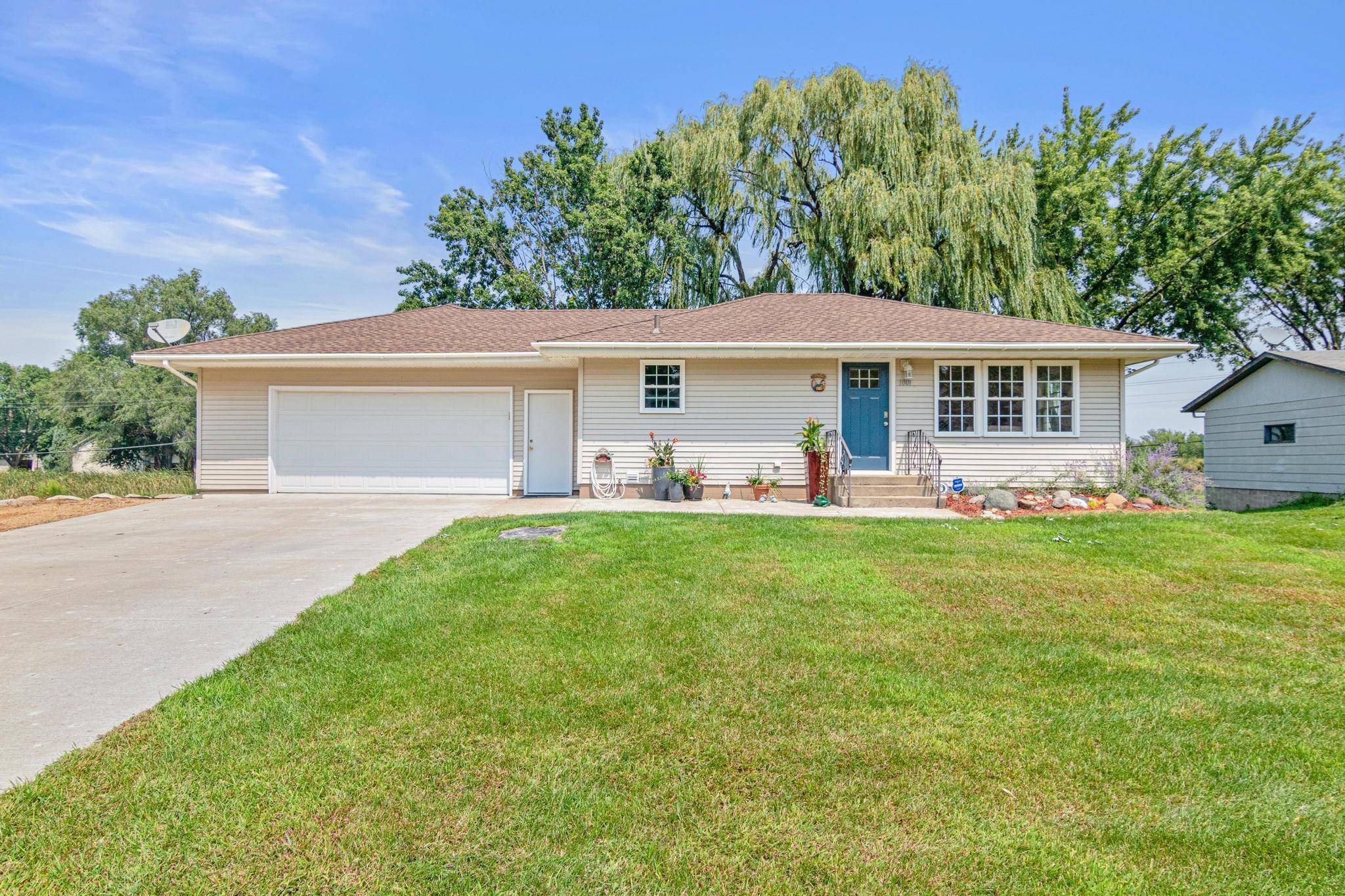 Shakopee, MN 55379,1001 Eastview CIR