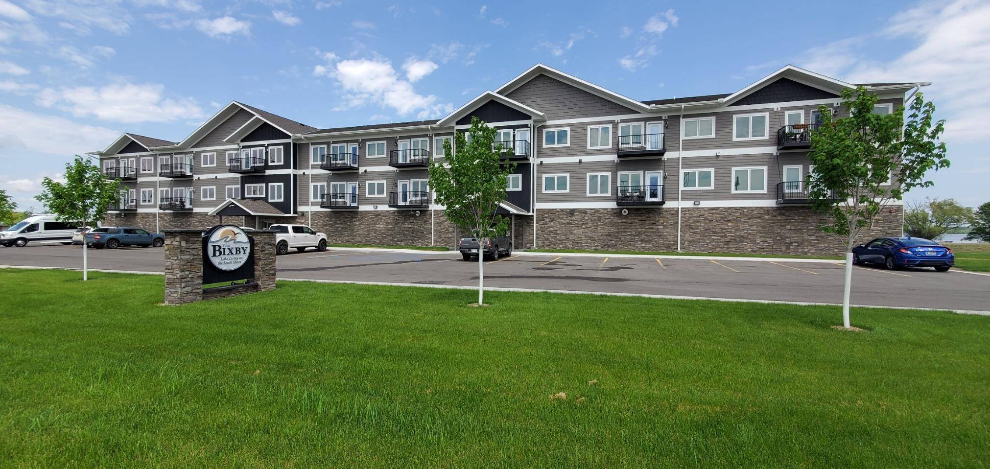 Bemidji, MN 56601,715 Lake Shore DR NE #203