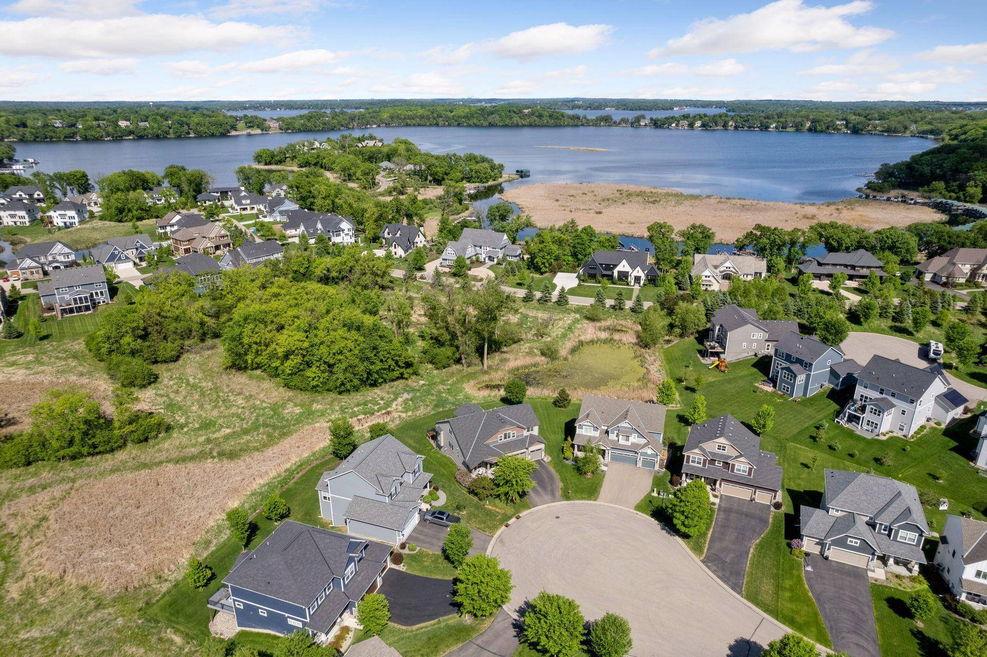 Minnetrista, MN 55331,3742 Crane Island CT