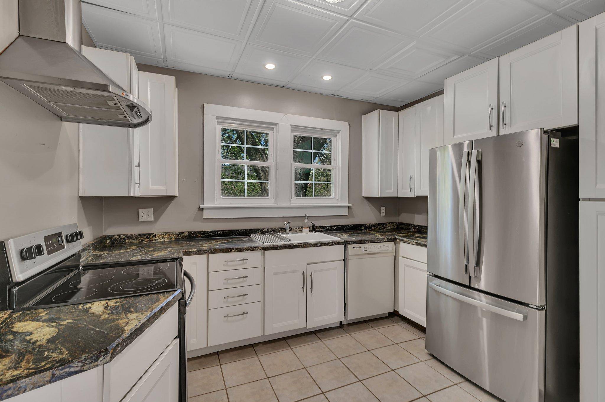 Sartell, MN 56377,29 Riverside AVE S