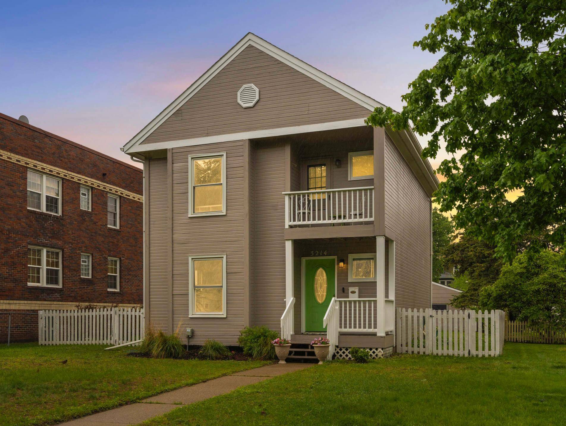 Minneapolis, MN 55408,3214 Blaisdell AVE