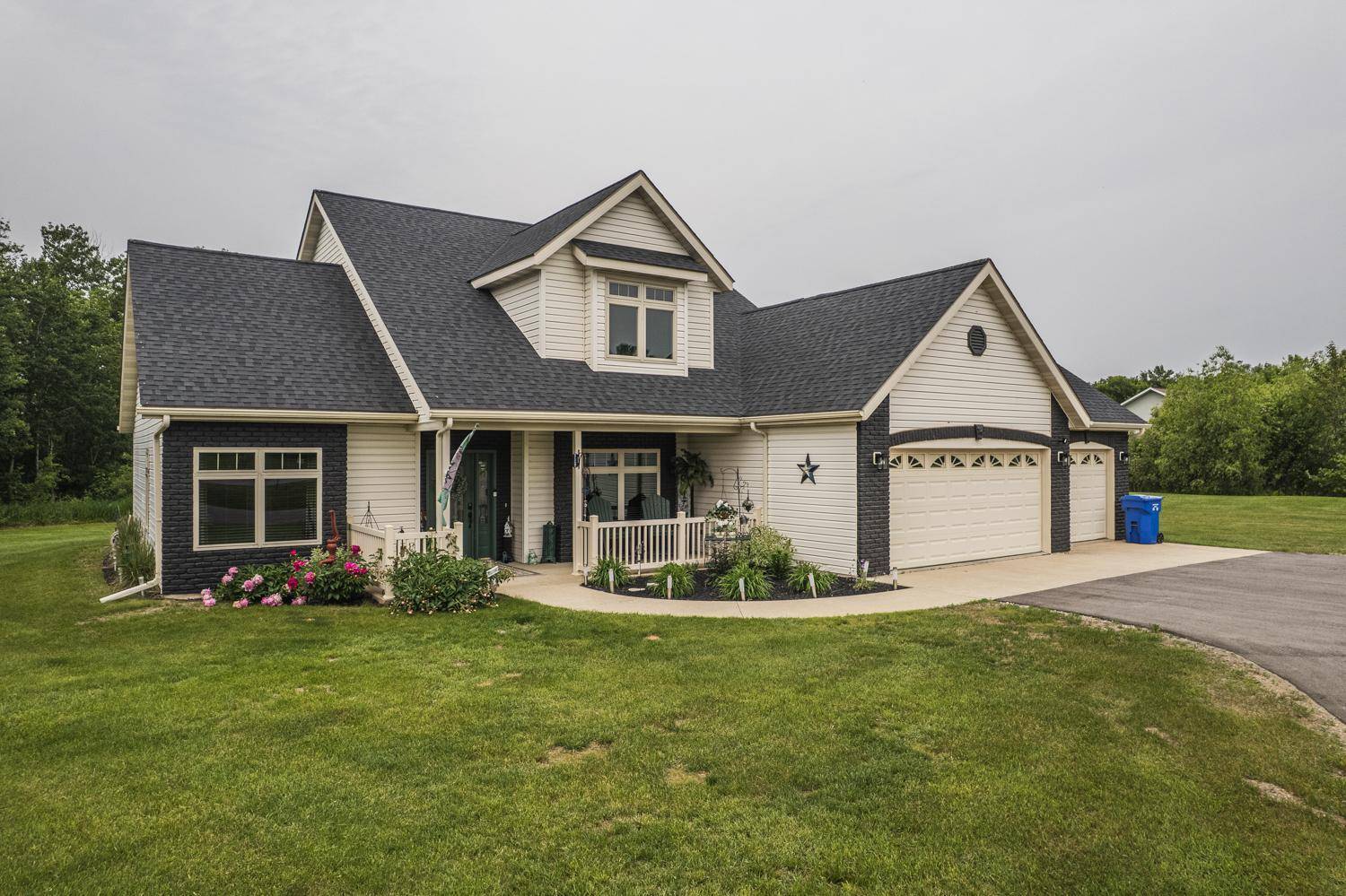 Detroit Lakes, MN 56501,910 Willow Springs RD