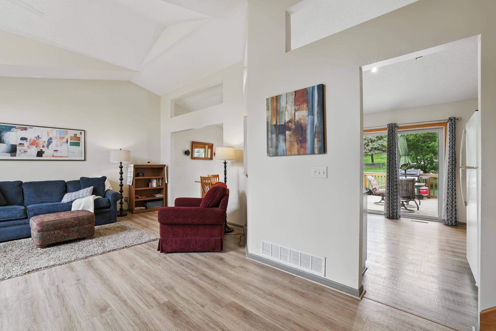 Woodbury, MN 55125,8271 Landon AVE