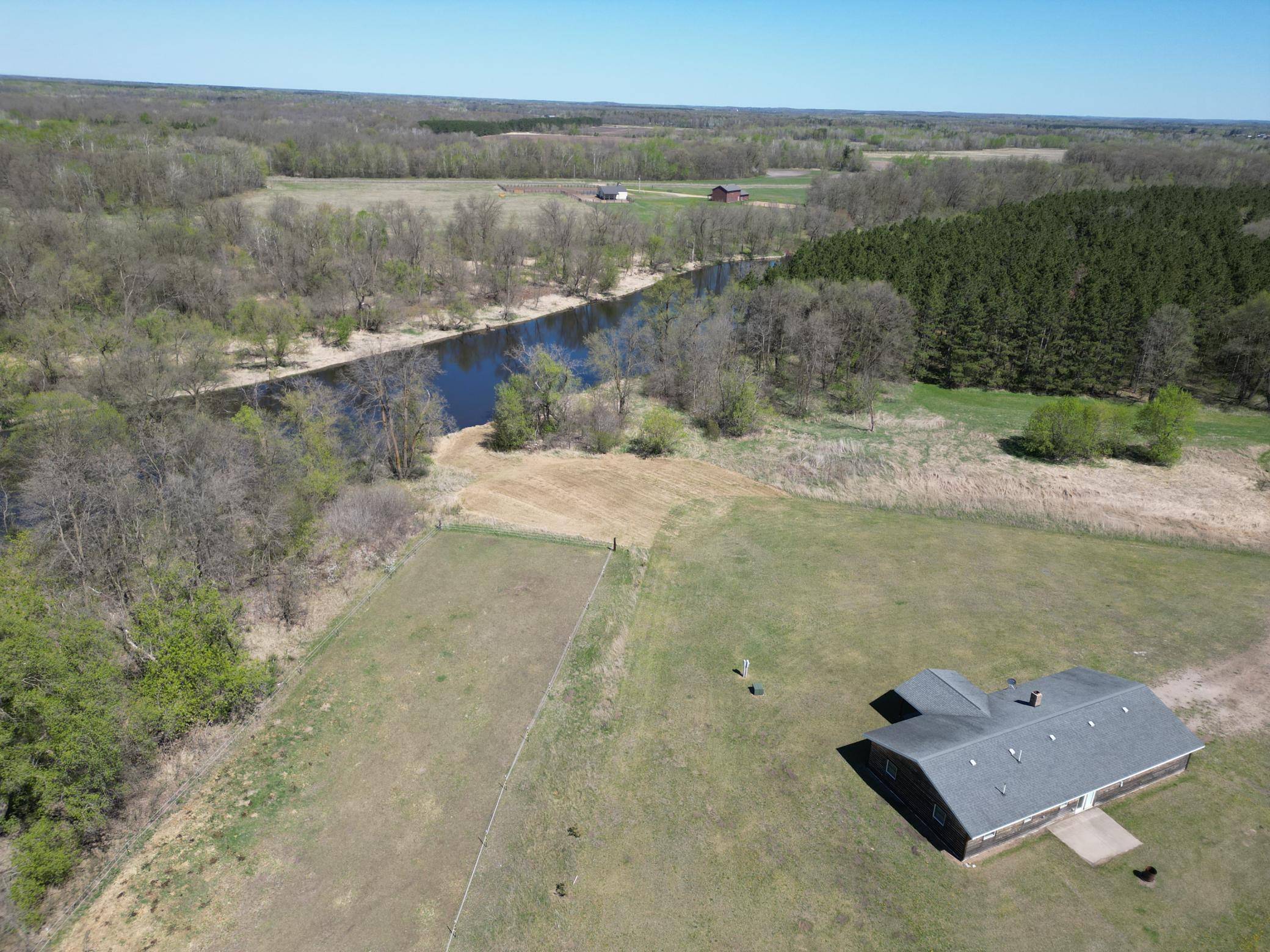 Motley, MN 56466,33352 County 28