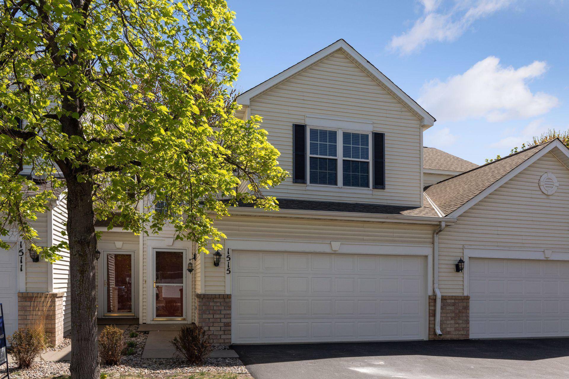 Shakopee, MN 55379,1515 Yorkshire LN
