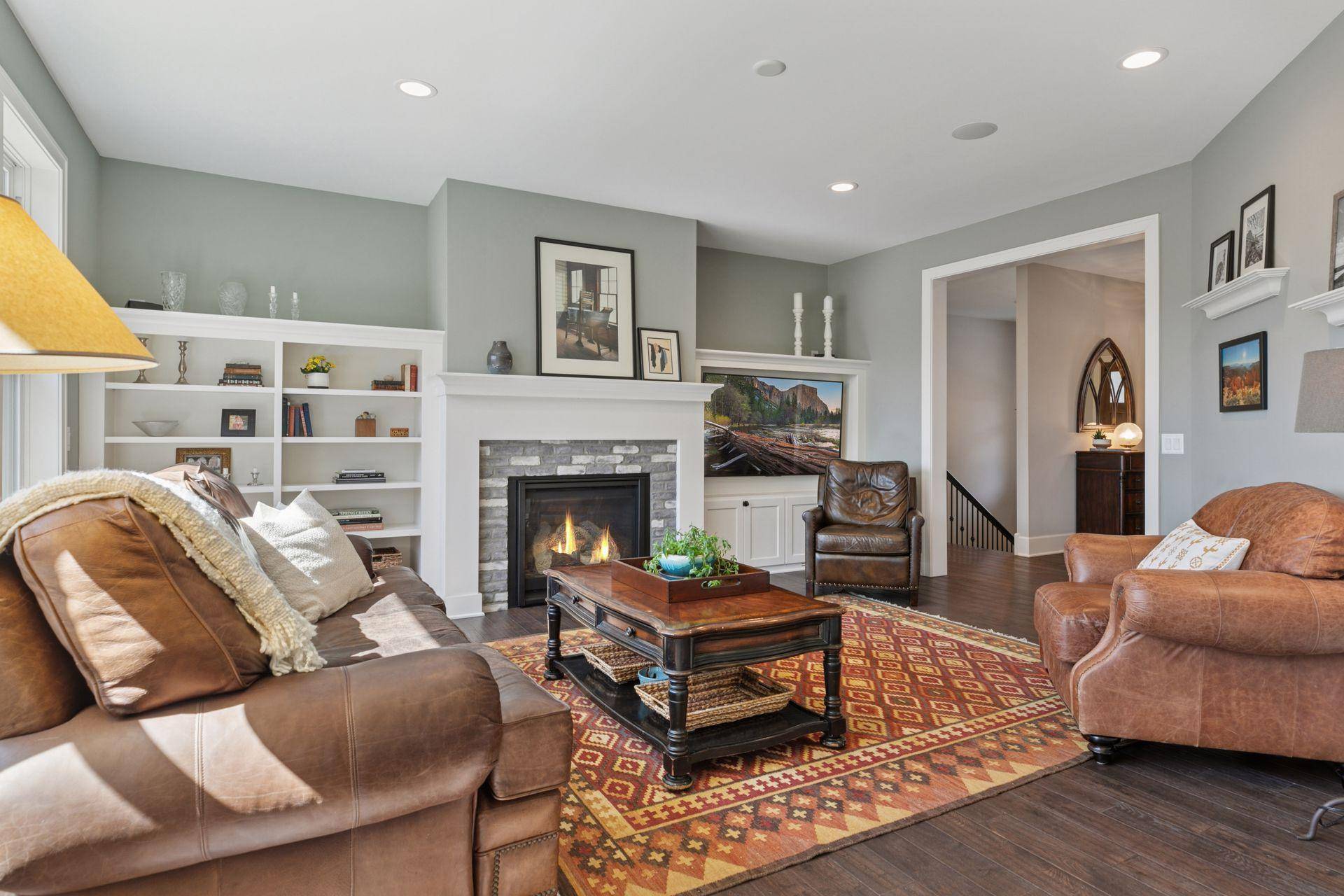 Mendota Heights, MN 55118,648 Sunset LN