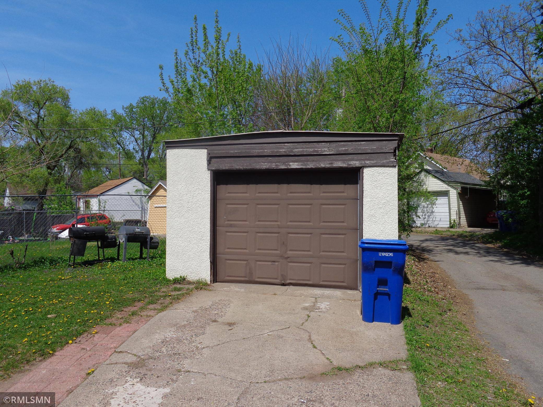 Saint Paul, MN 55106,1185 4th ST E