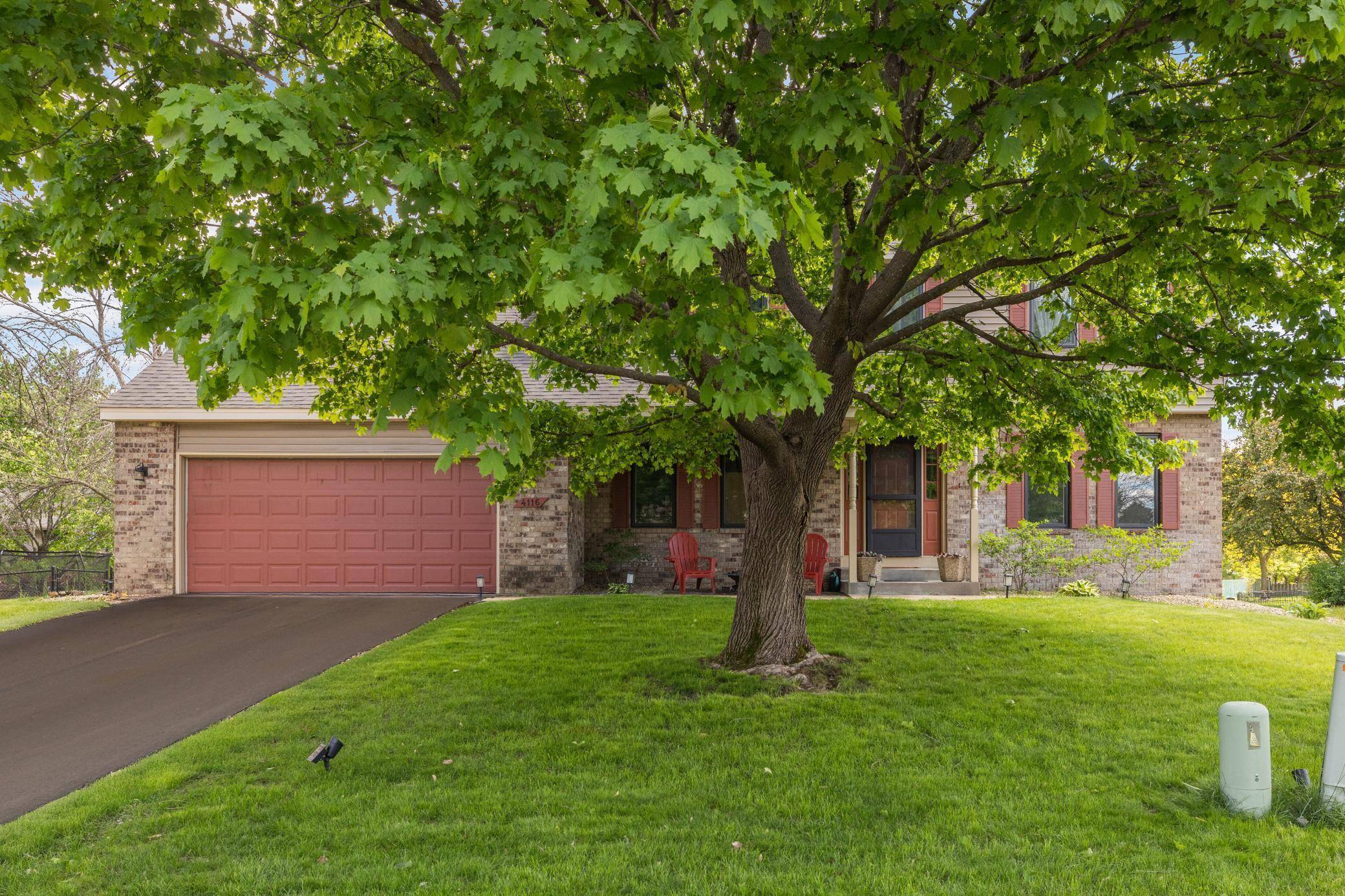 White Bear Twp, MN 55110,4116 Parkridge DR