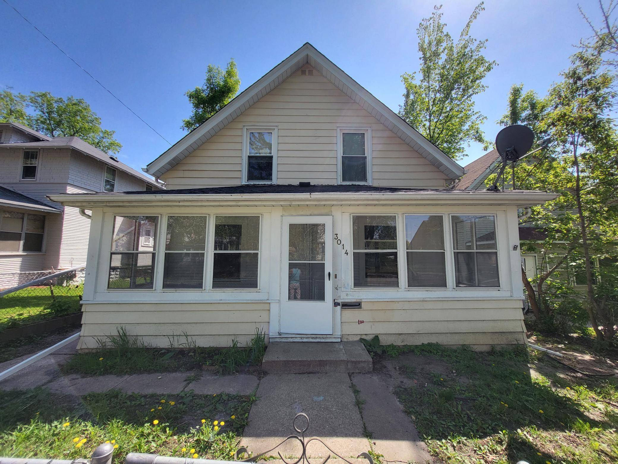 Minneapolis, MN 55411,3014 Russell AVE N