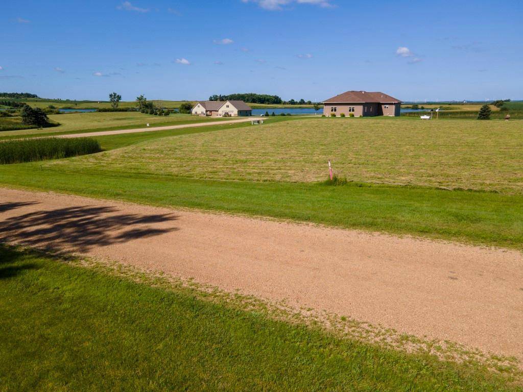 Hadley, MN 56151,120 Heritage TRL