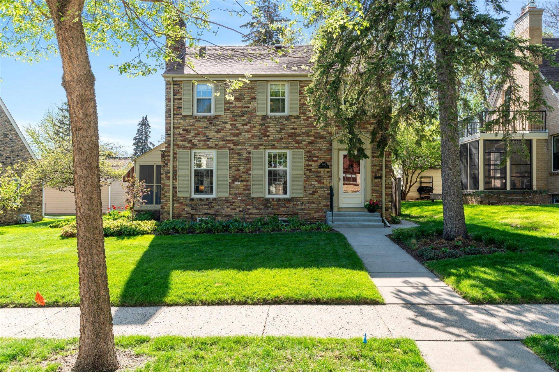 Minneapolis, MN 55417,5872 Oakland AVE