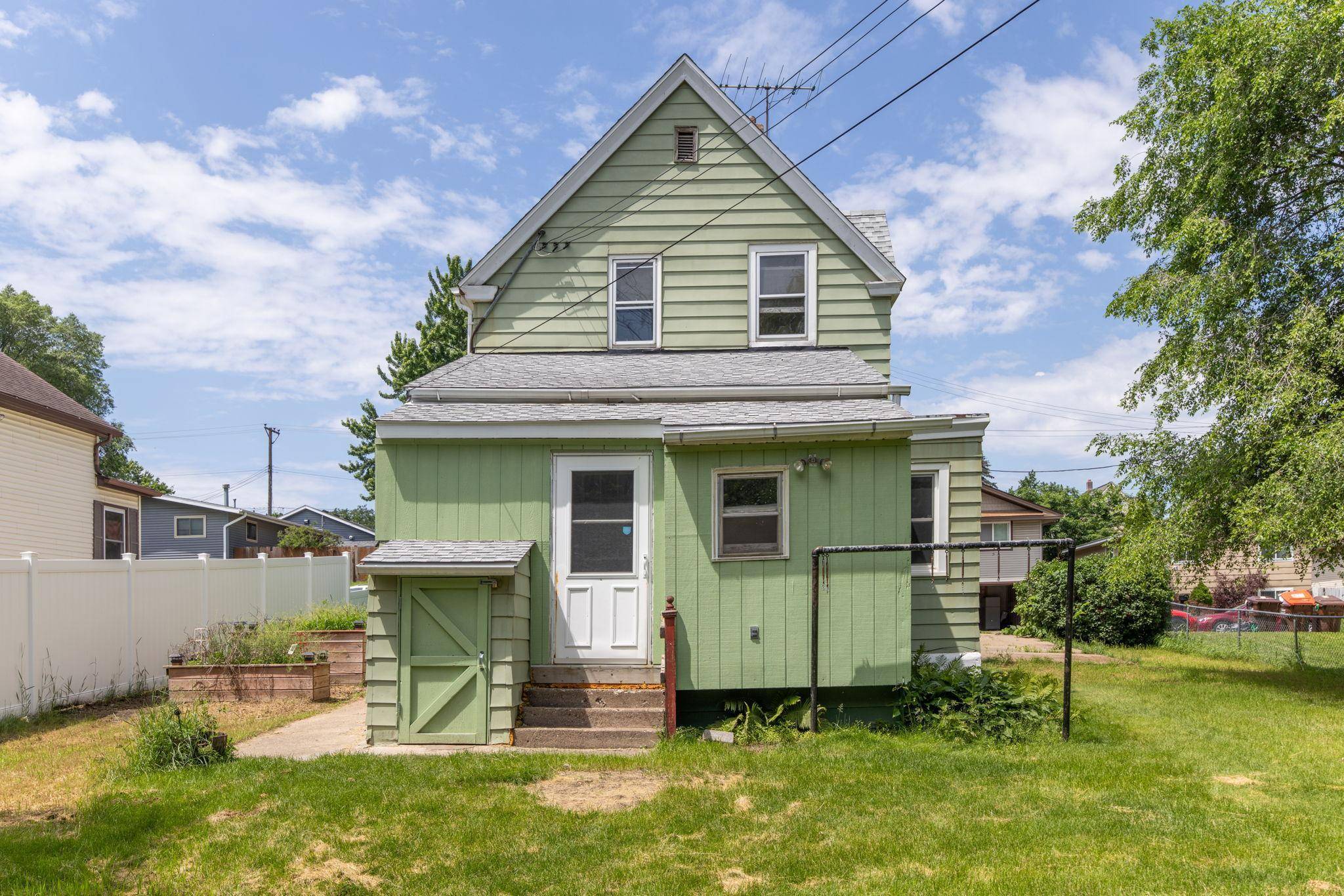 South Saint Paul, MN 55075,429 1st AVE S