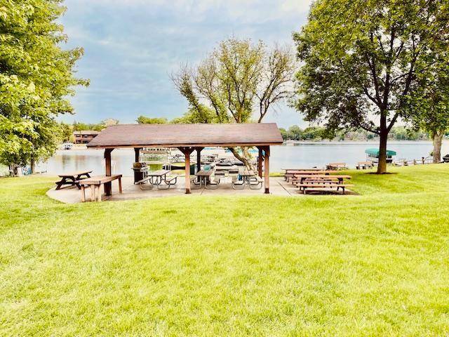 Prior Lake, MN 55372,3776 Marsh ST NW