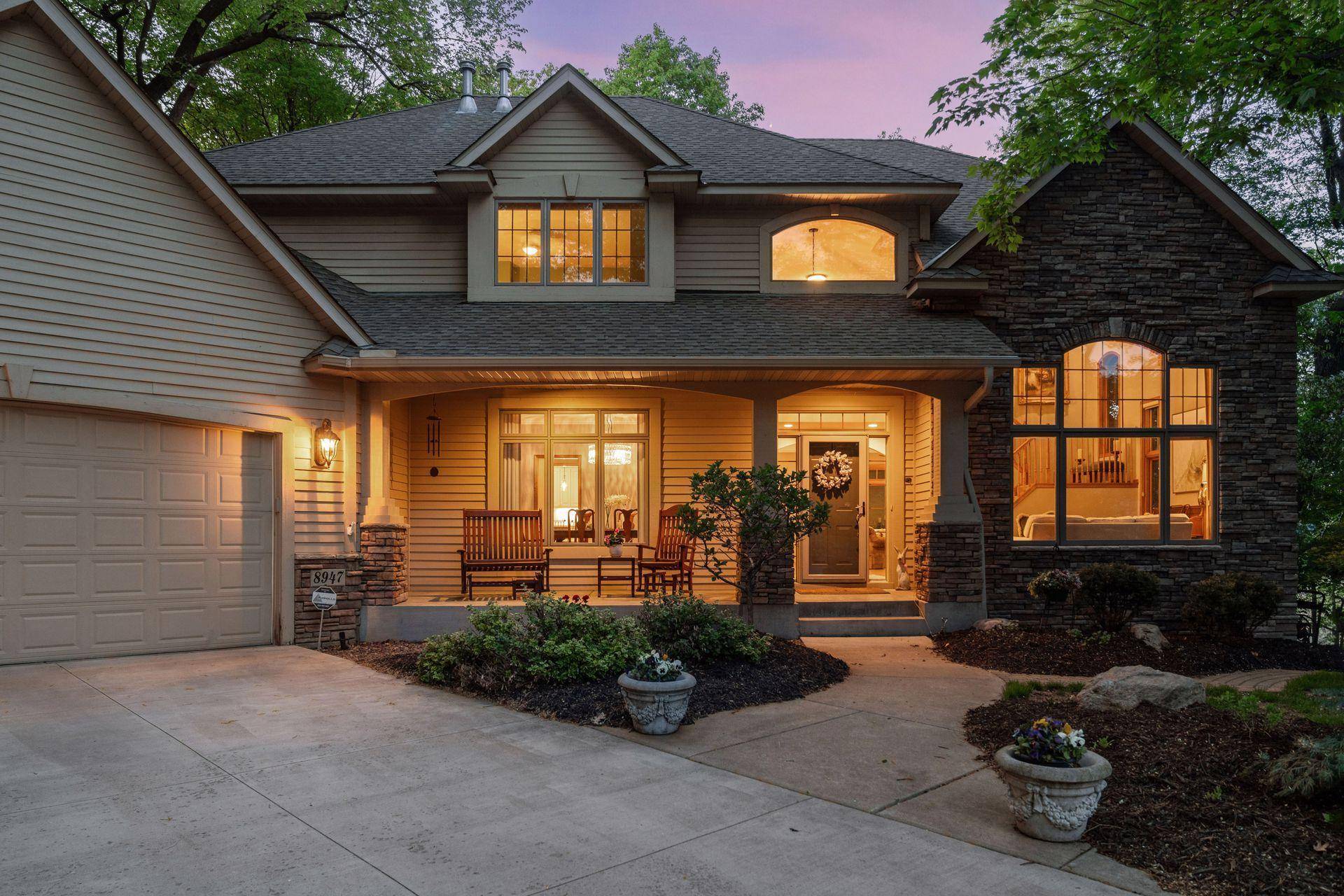 Maple Grove, MN 55311,8947 Vandegriff WAY