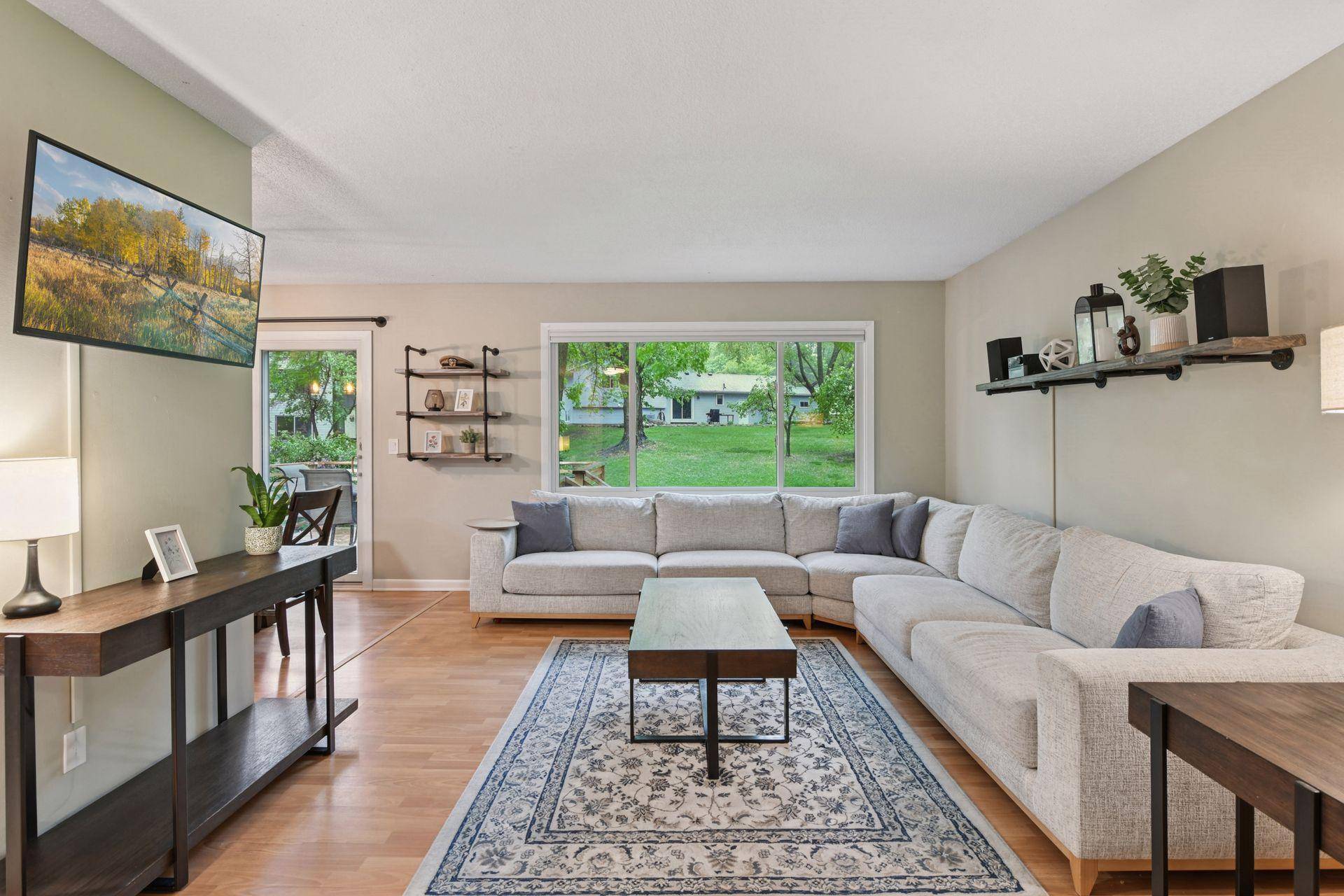 Eden Prairie, MN 55347,12033 Chesholm LN