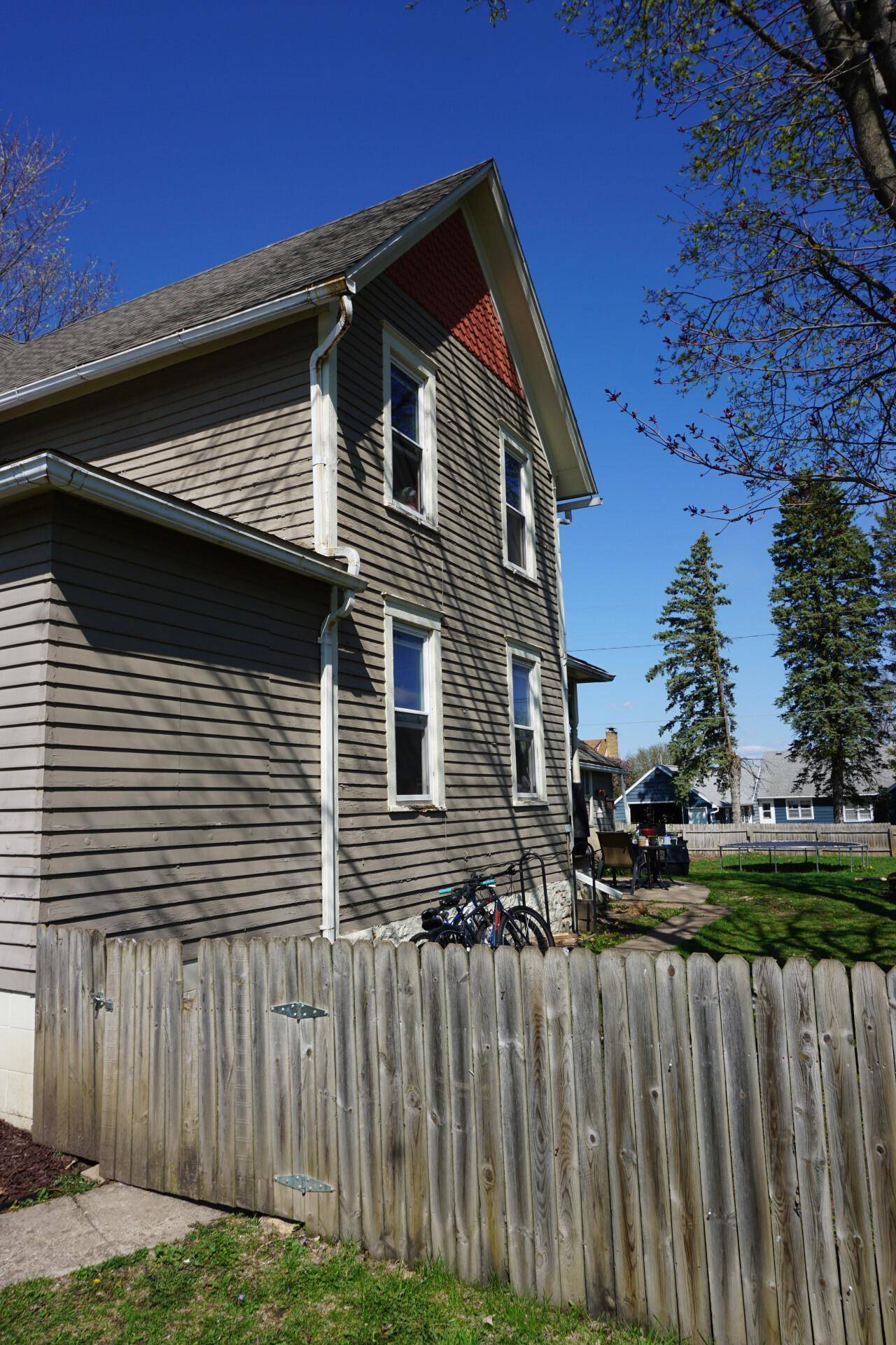 Spring Grove, MN 55974,135 2nd AVE SE