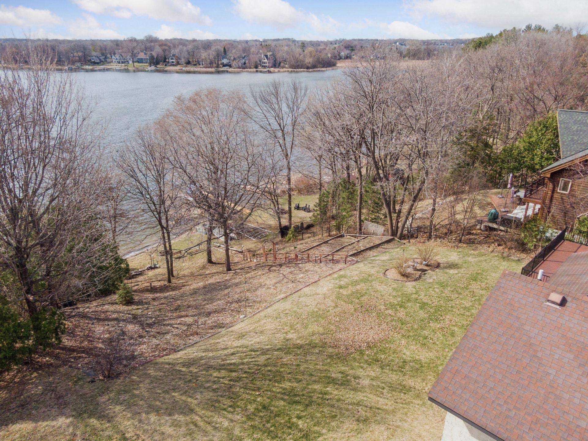 Waconia, MN 55387,204 Sunset BLVD