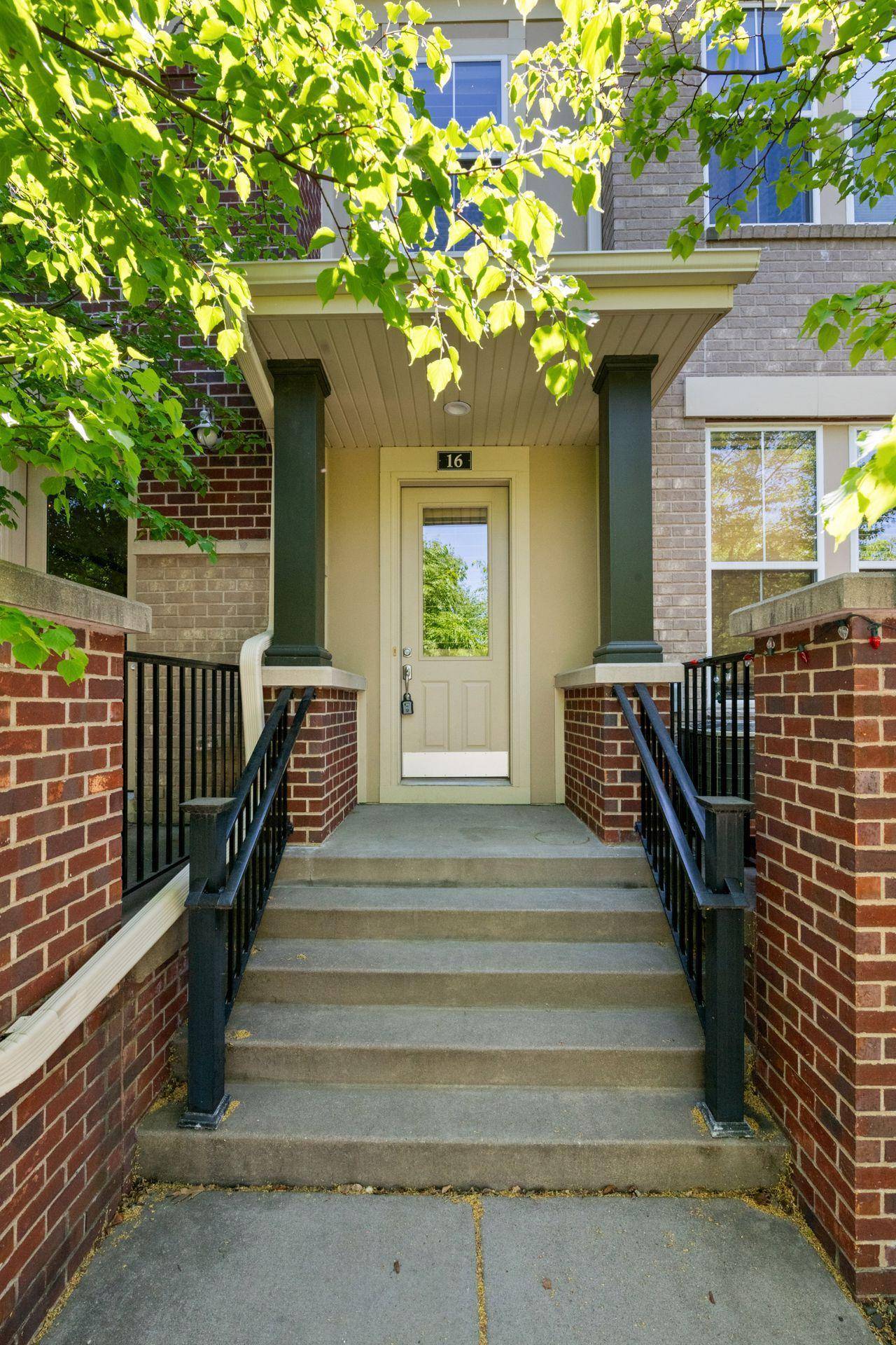 Saint Louis Park, MN 55416,5920 Oxford ST #16