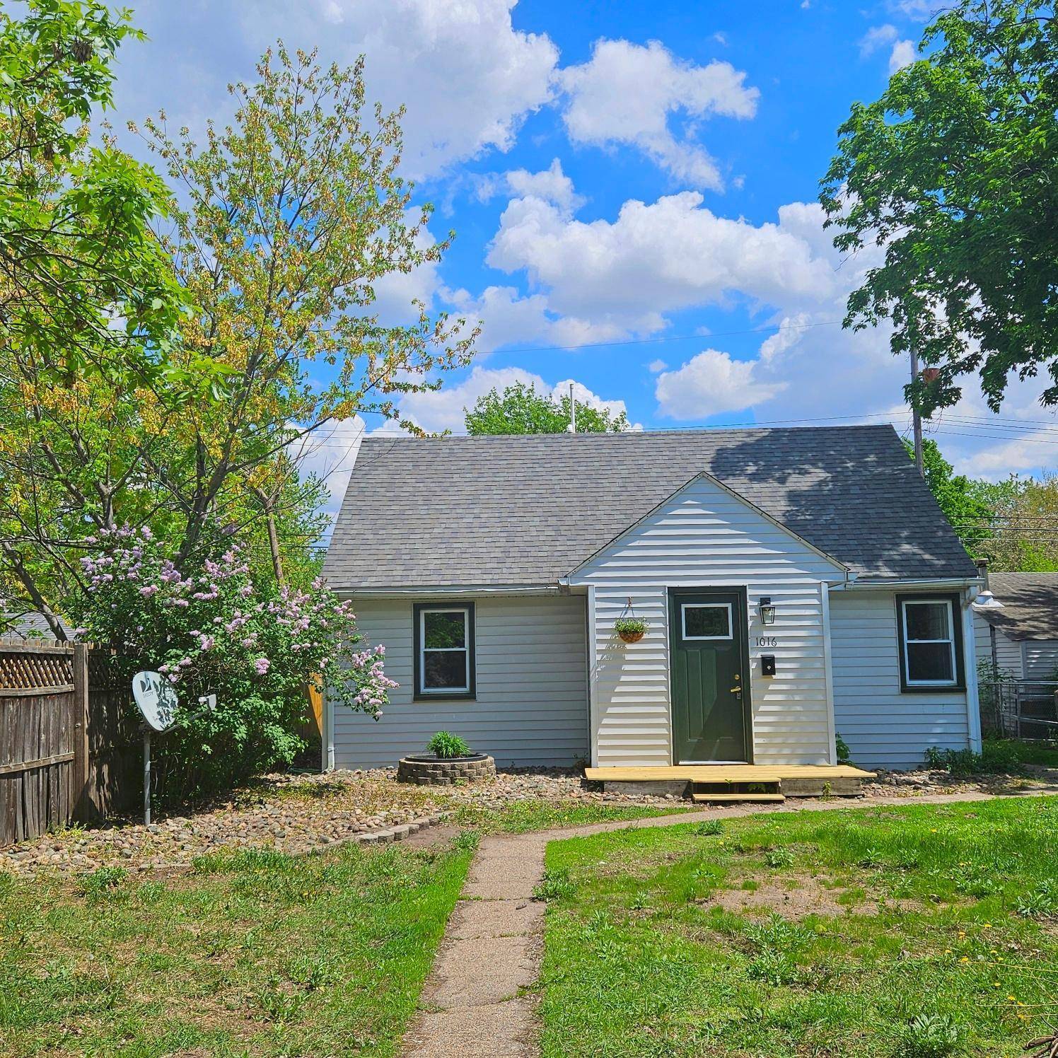 Saint Cloud, MN 56301,1016 15th AVE S