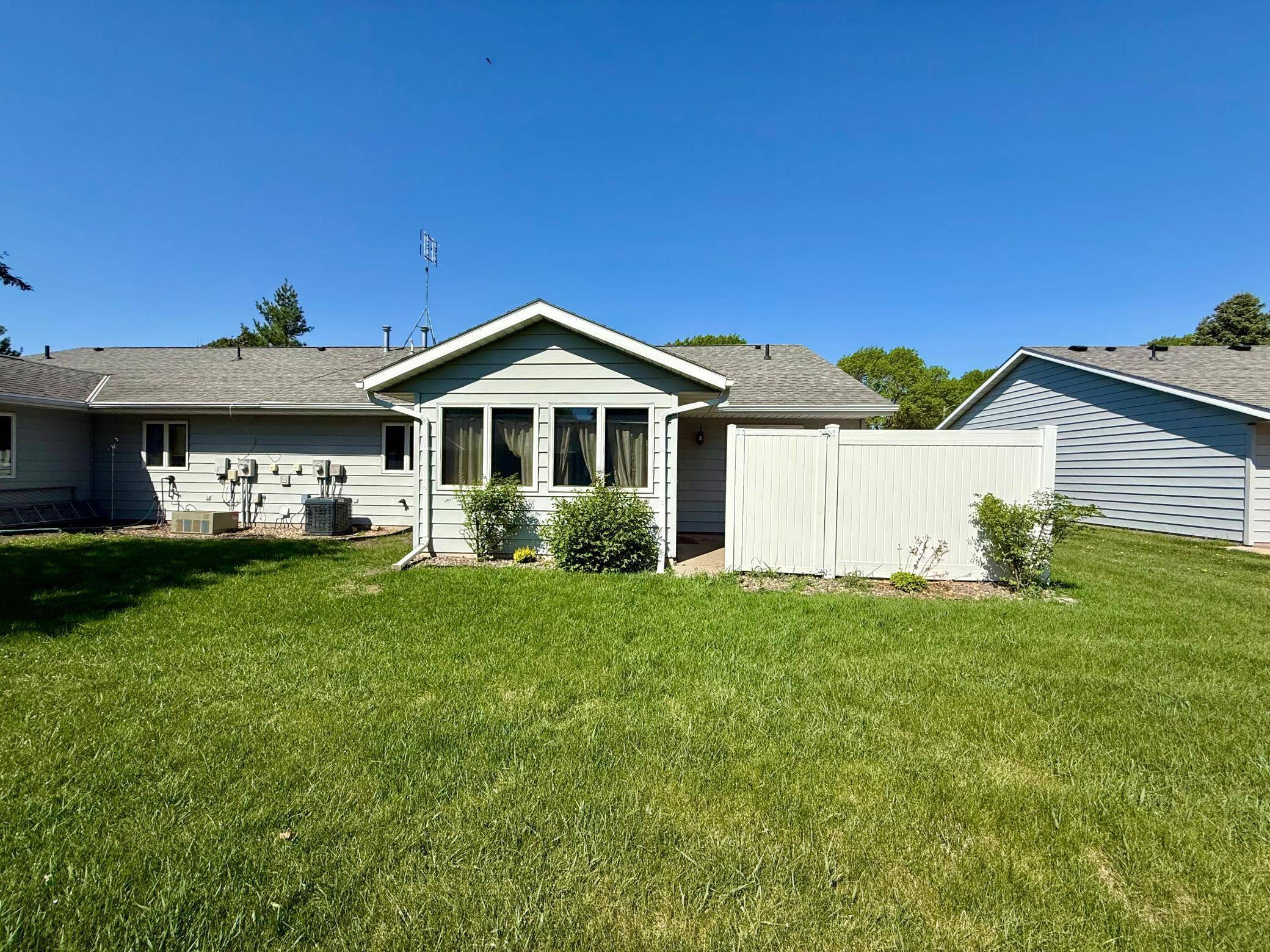 Willmar, MN 56201,2705 6th ST SW