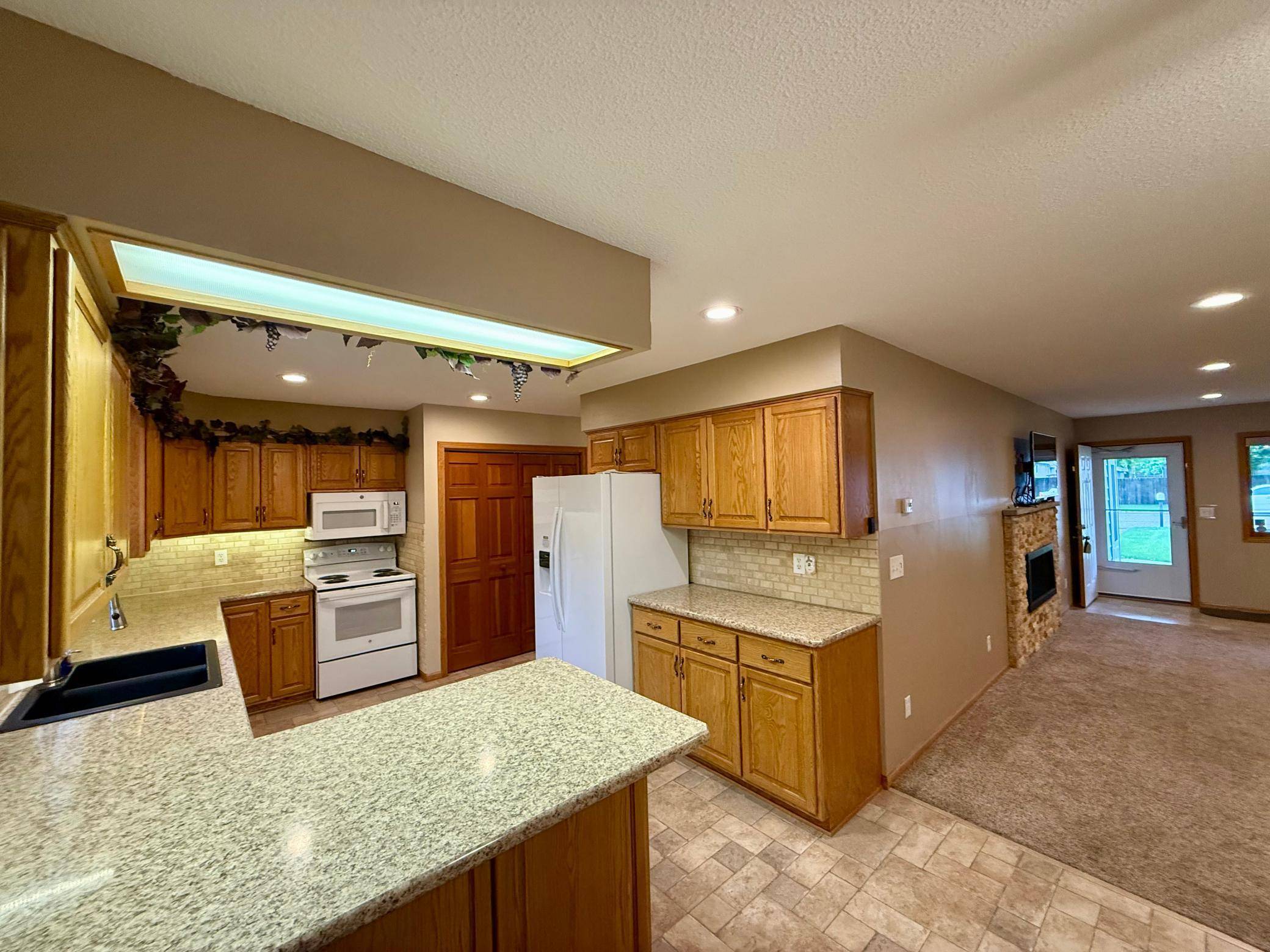Willmar, MN 56201,2705 6th ST SW