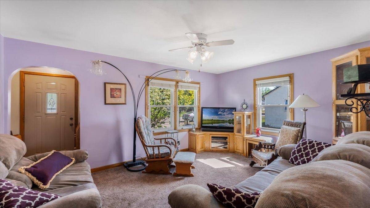 Eden Valley, MN 55329,335 Cossairt AVE W