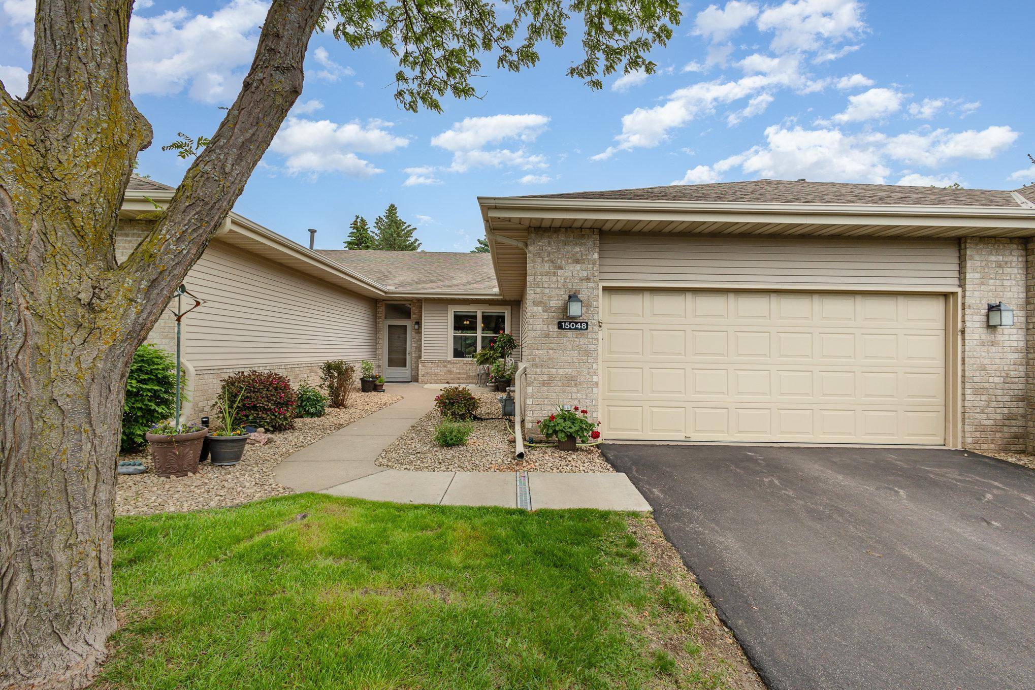 Rosemount, MN 55068,15048 Everleigh CIR