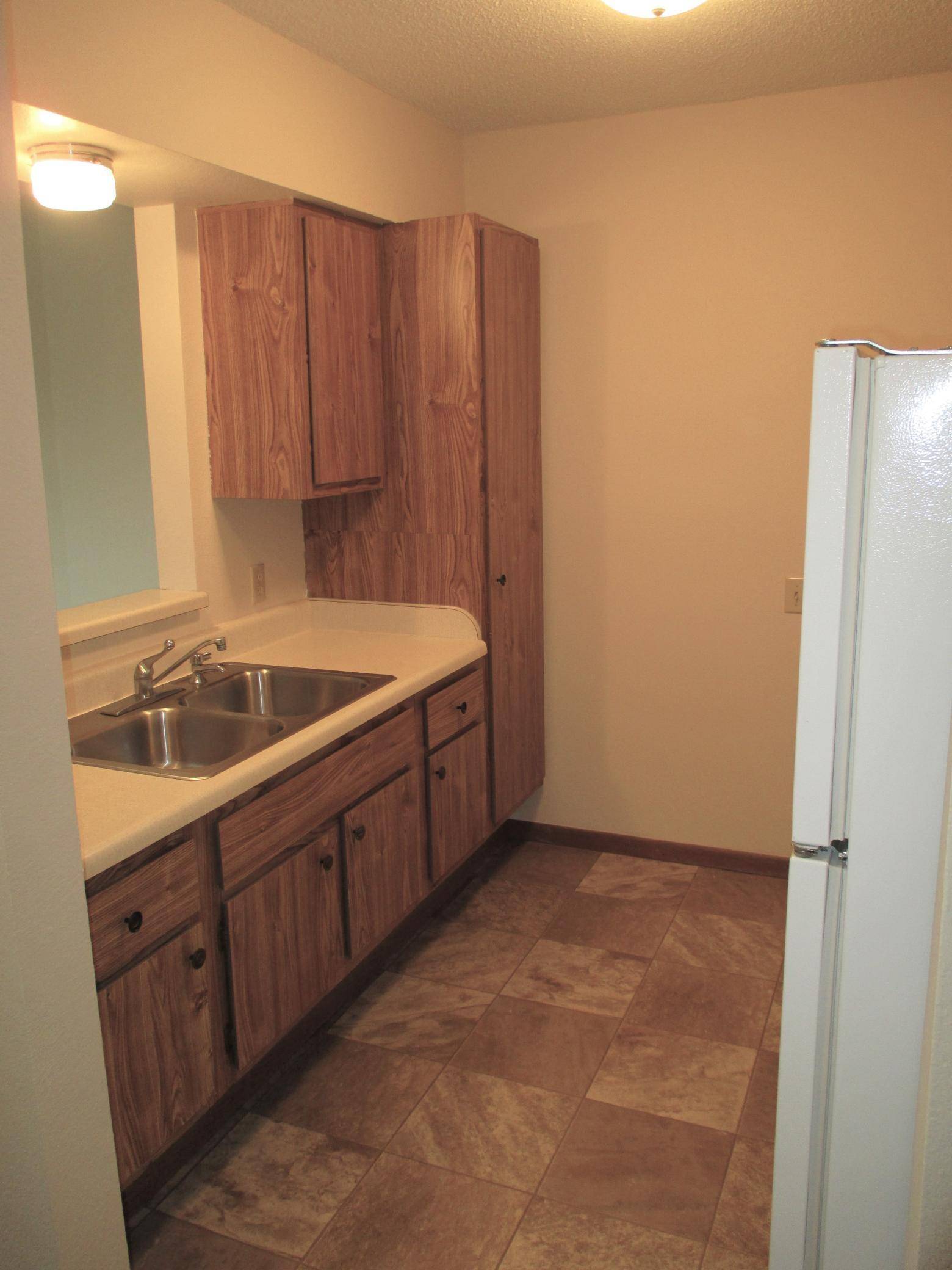 Olivia, MN 56277,701 N 7th ST #208