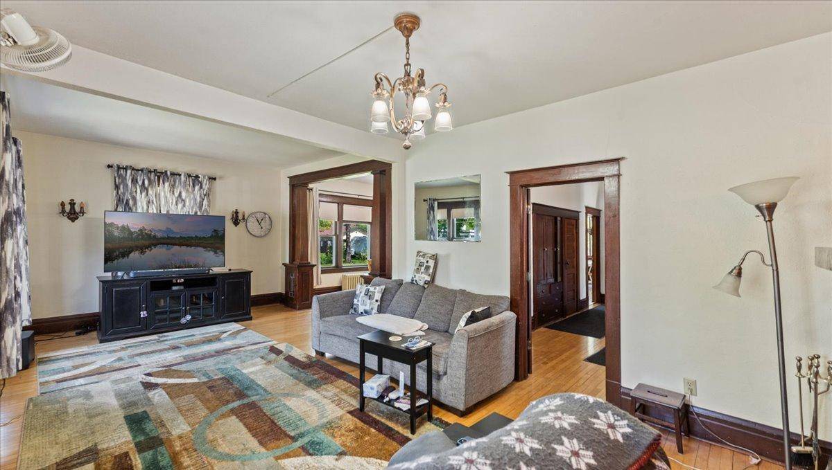 Saint Cloud, MN 56301,128 19 1/2 AVE S