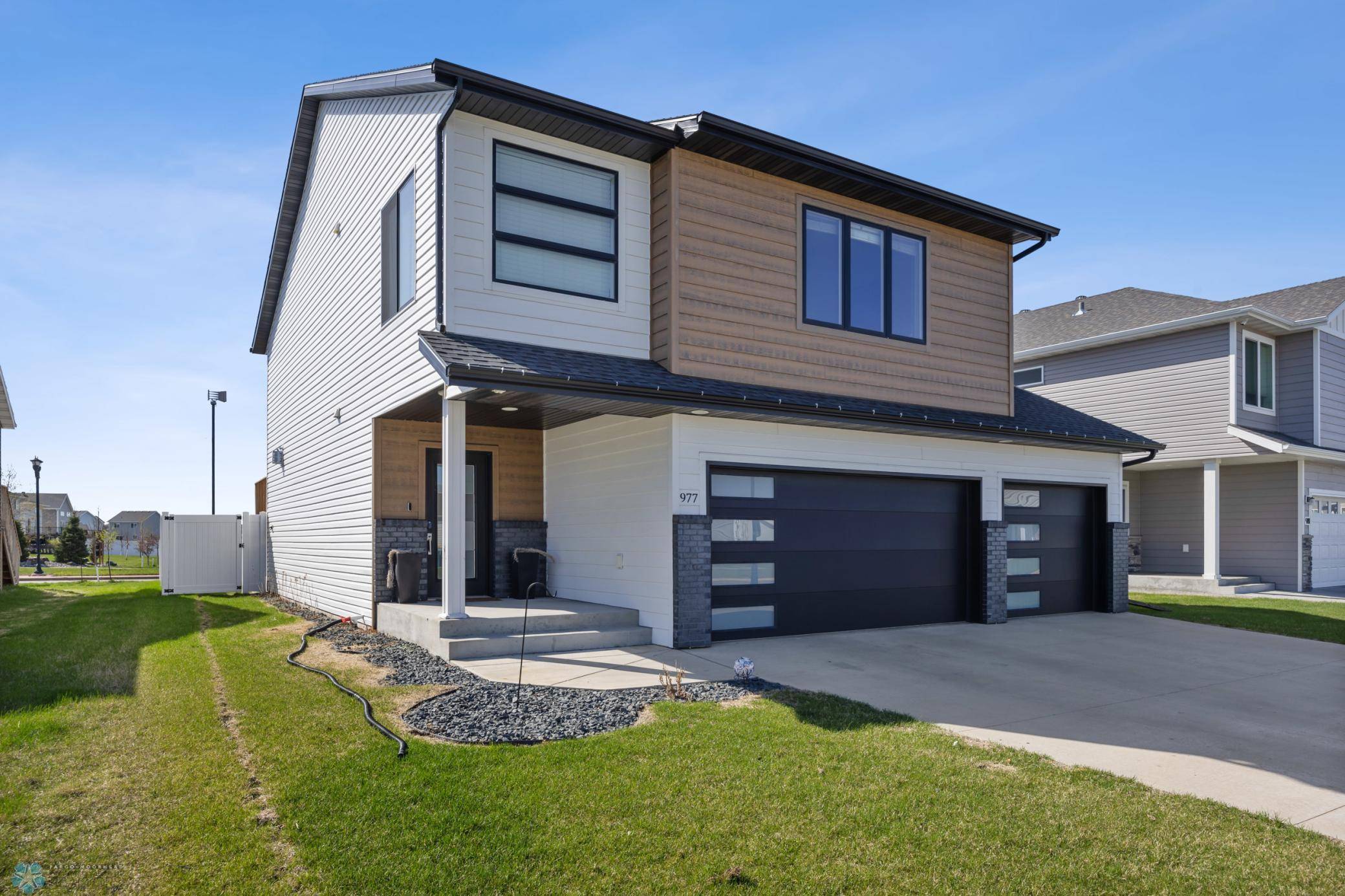 West Fargo, ND 58078,977 Ashley DR W