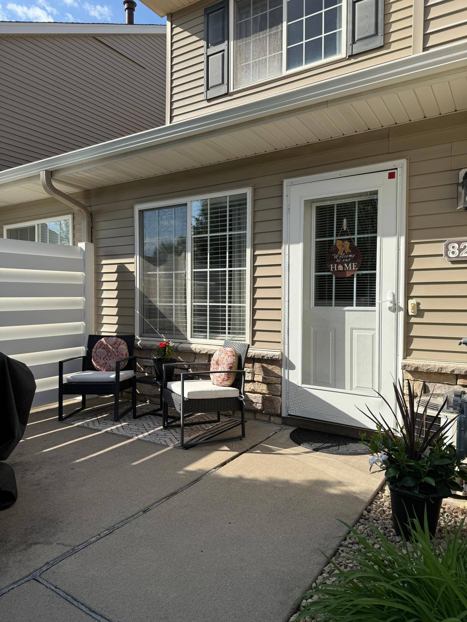 Inver Grove Heights, MN 55076,8289 Delaney DR #24